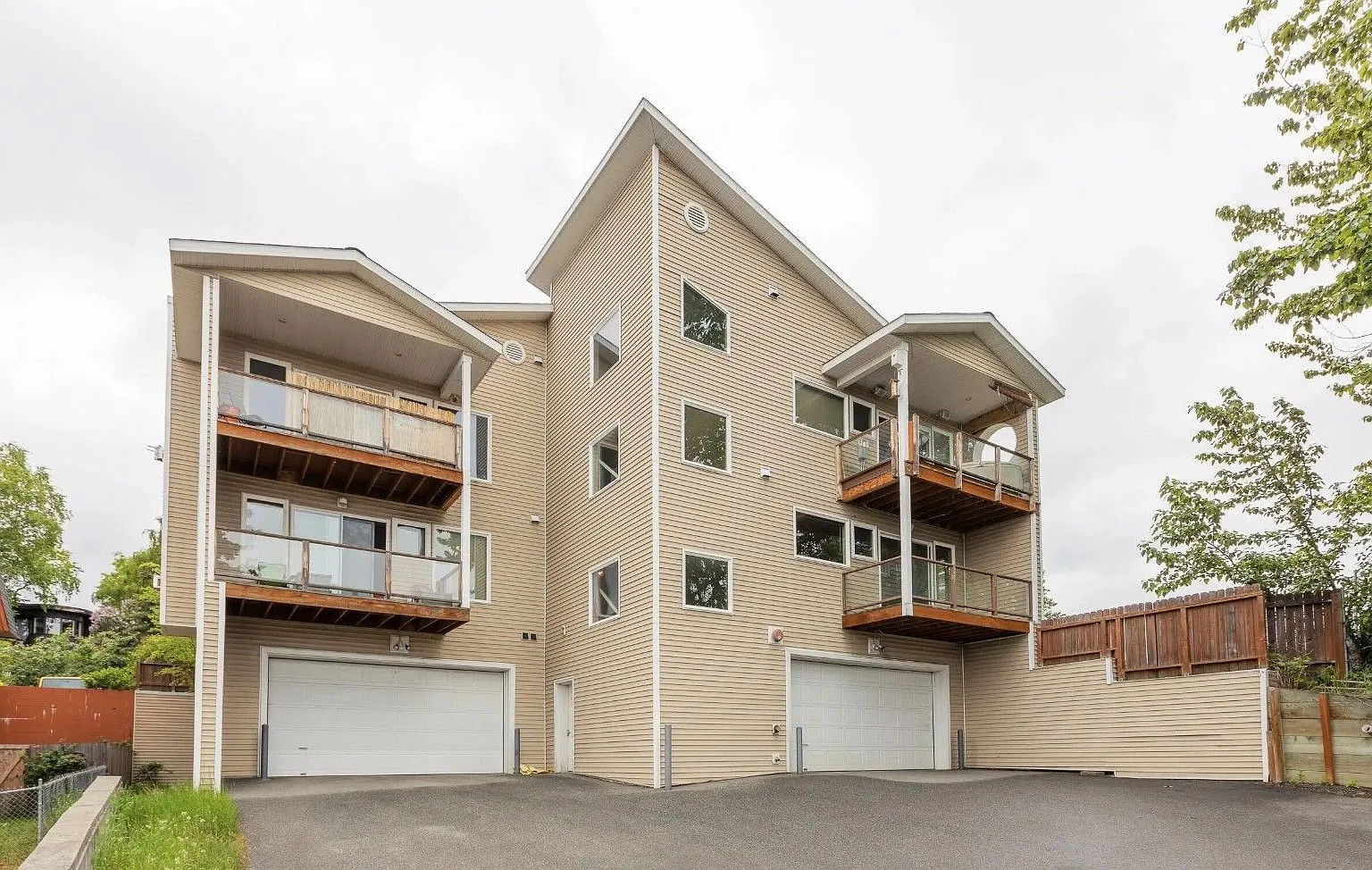 Modern Anchorage Apartment with Bright, Comfortable Living Spaces — Photo 1