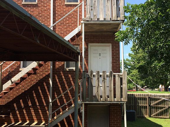 Back entrance (upstairs)