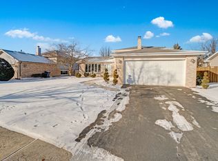 16610 W Oneida Dr, Lockport, IL 60441