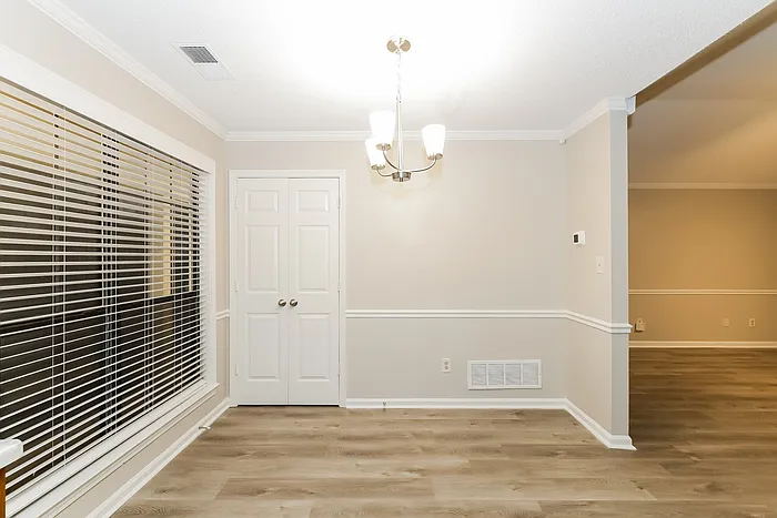 7152 Olive Ridge Dr — Photo 5
