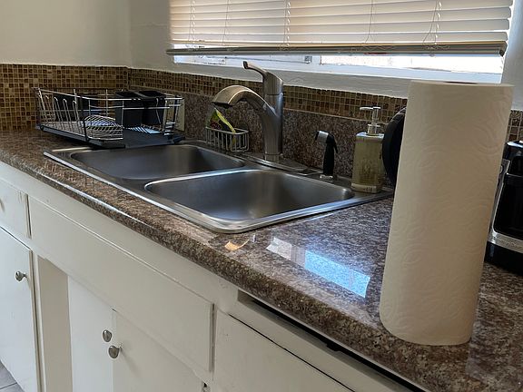 4th image of 1928 18th St APT D