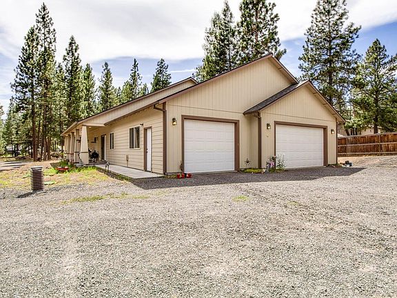 4th image of 18818 River Woods Dr