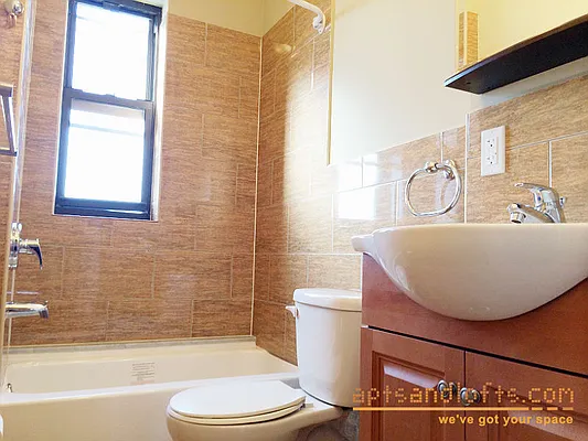 Rented by aptsandlofts.com | media 7