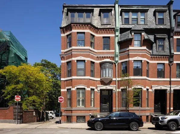 32 Fairfield St Suite 1, Boston, MA 02116