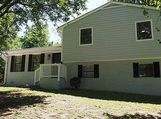 231 Slicky Rock Ct, Riverdale, GA 30274