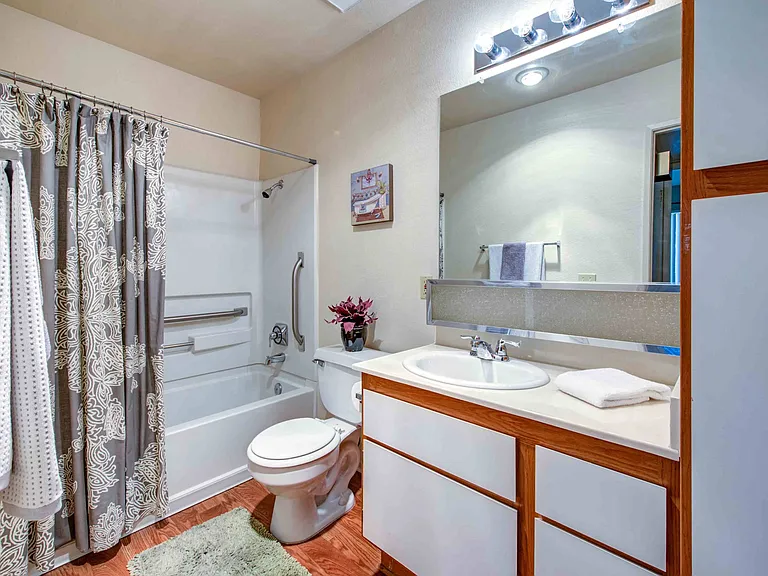 High Desert Villas - 55+ — Photo 9