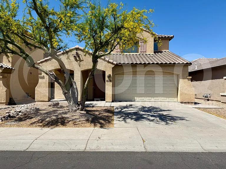 9120 W Hubbell St — Photo 1