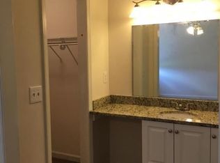 107 Sandlewood Dr, Summerville, SC 29483