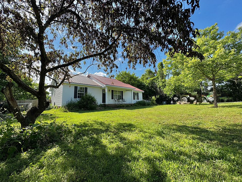 1st image of 603 Canaan Rd