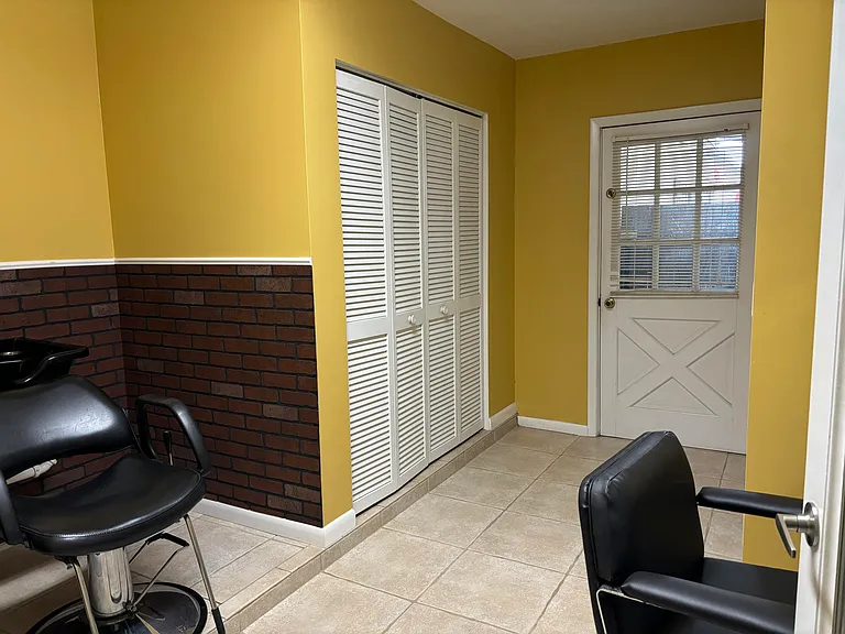 202 SW Crescent Ave — Photo 19