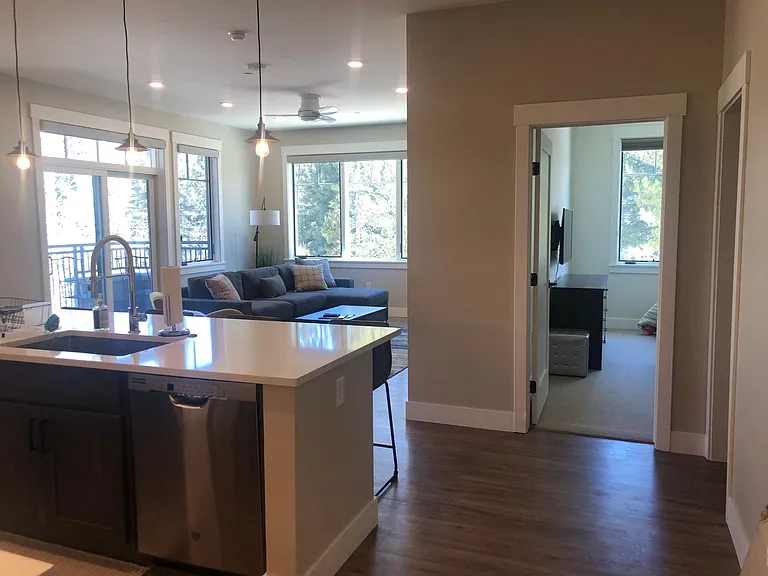 400 Baker Dr #104 — Photo 6