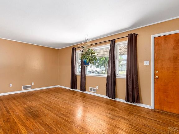 3rd image of 1209 Mass St