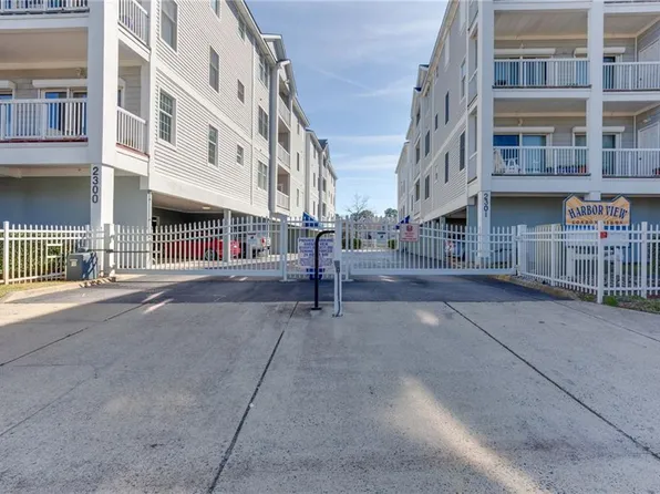 2300 Page Harbor Lndg APT 204, Virginia Beach, VA 23451
