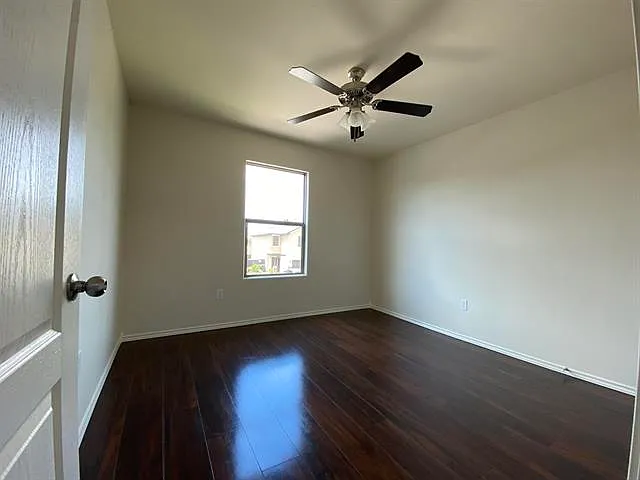 139 Niagara Dr #139 — Photo 10