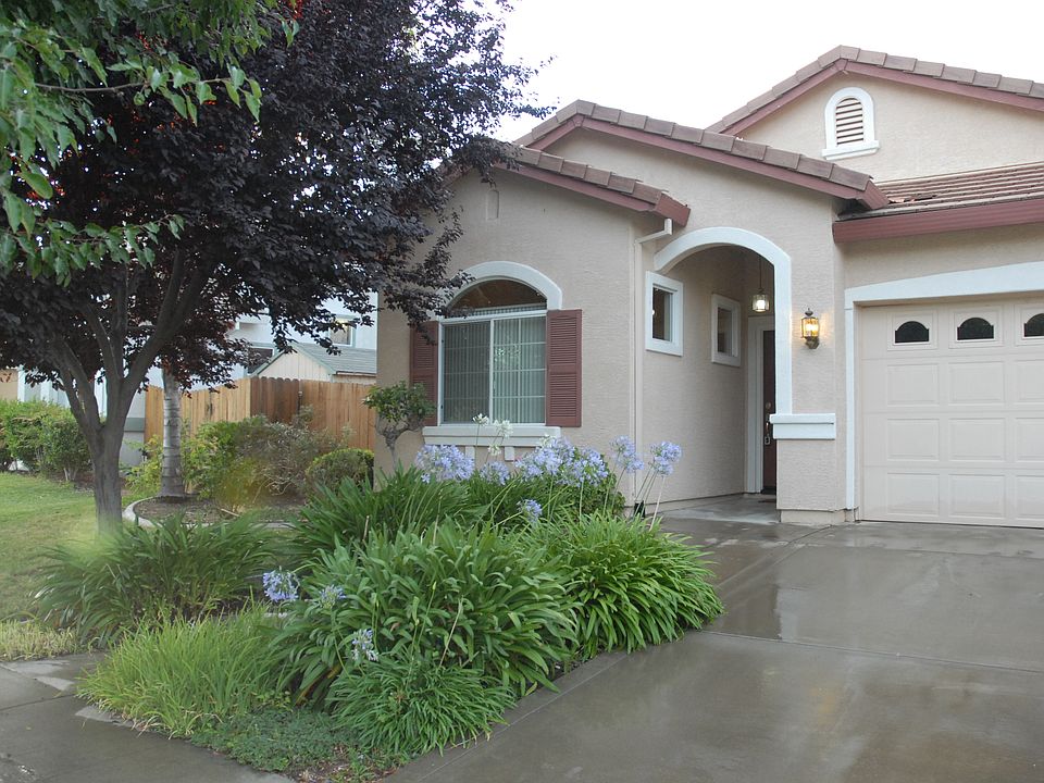 1st image of 256 Warm Springs Dr