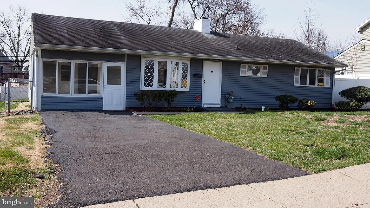 226 Yorkshire Rd photo 1
