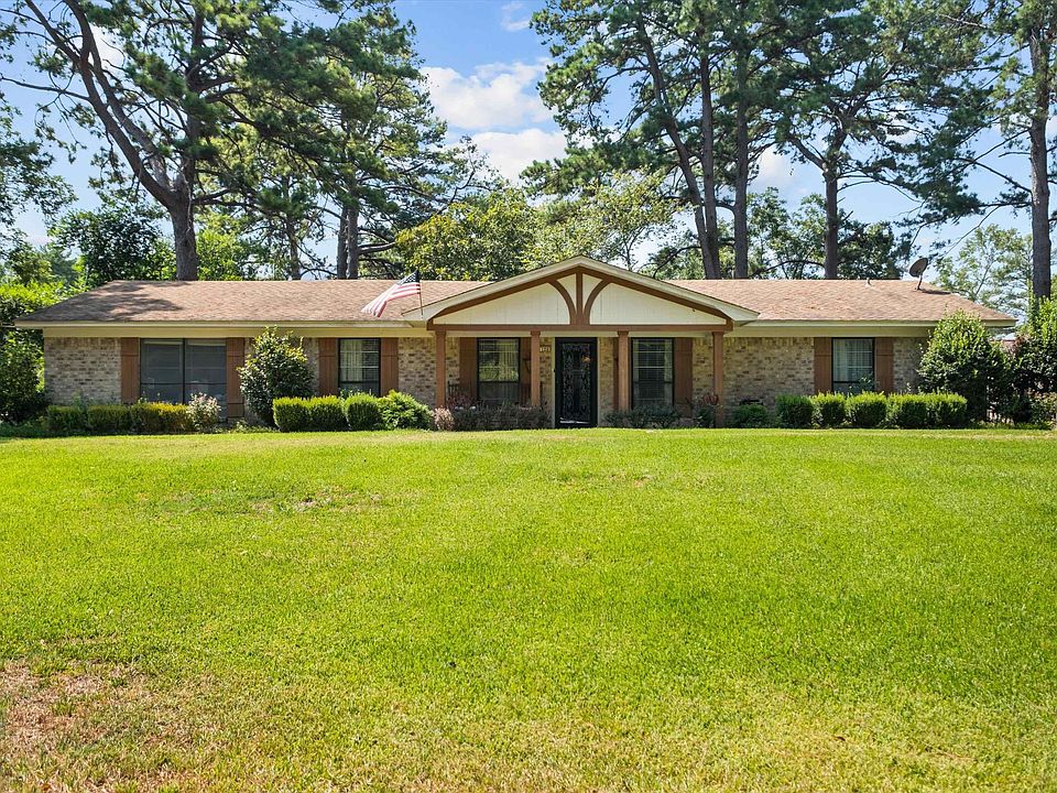 1st image of 120 Colley Dr