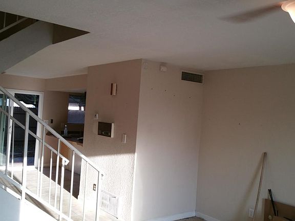 5th image of 8226 N 33rd Ave