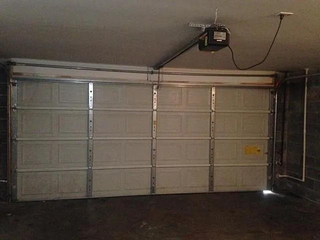 2 bed, 2.5 bath, 1750 sqft, $2,100 — Photo 4