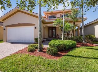 8365 Sumner Ave, Fort Myers, FL 33908