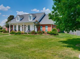 6201 Lost Creek Dr, Texarkana, TX 75503