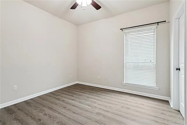 1510 Raston Dr — Photo 11