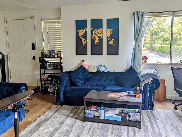 2470 Kimpton Ct — Photo 4