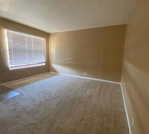 3rd image of 208 10th St APT 39