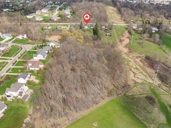 8410 Shepard Rd, Macedonia, OH 44056