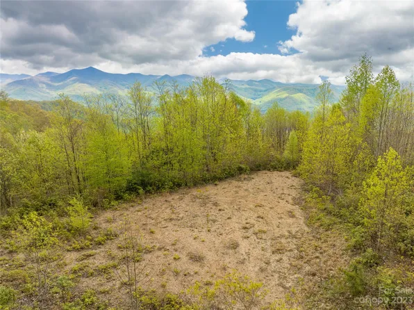 3409 Parris Branch Rd, Sylva, NC 28779