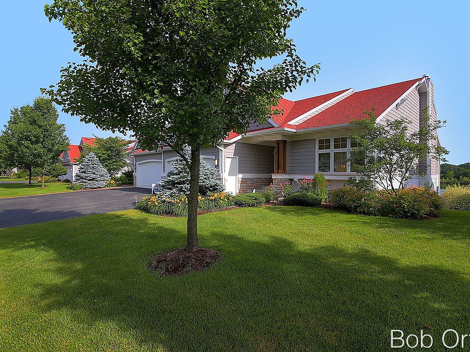 1st image of 3895 Crystal Waters Ln NE