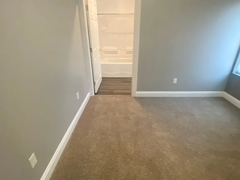 333 W 3rd St — Photo 21