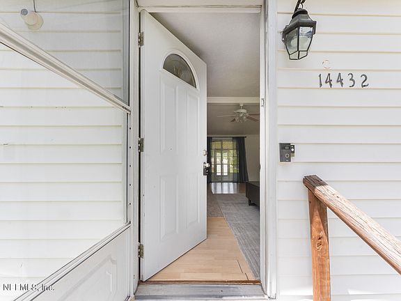5th image of 14432 GOSSETT Street