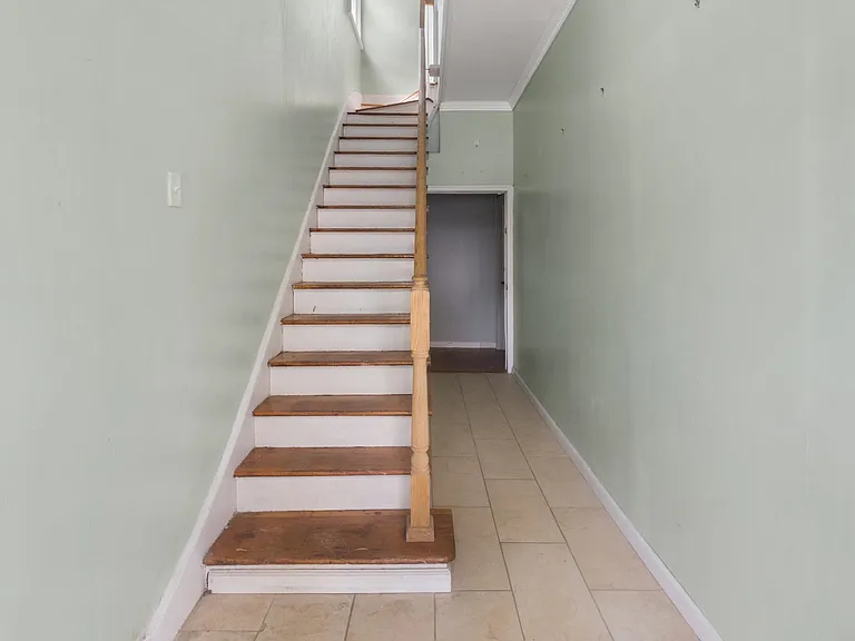 271 Cator Ave #2 — Photo 26