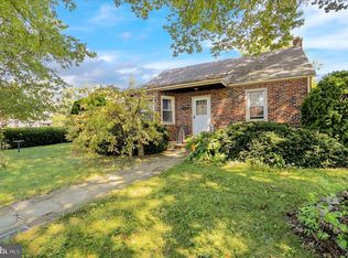 425 Centre St, Reading, PA 19605