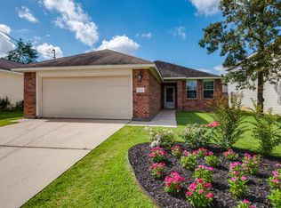 2220 Shady Tree Ln, Conroe, TX 77301