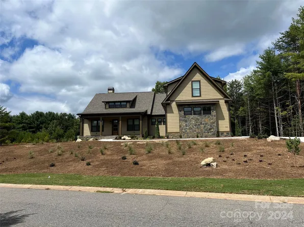 5124 Fair Oak Dr, Morganton, NC 28655