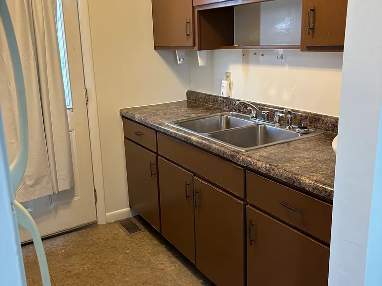 718 W Lake Ave #718 — Photo 2