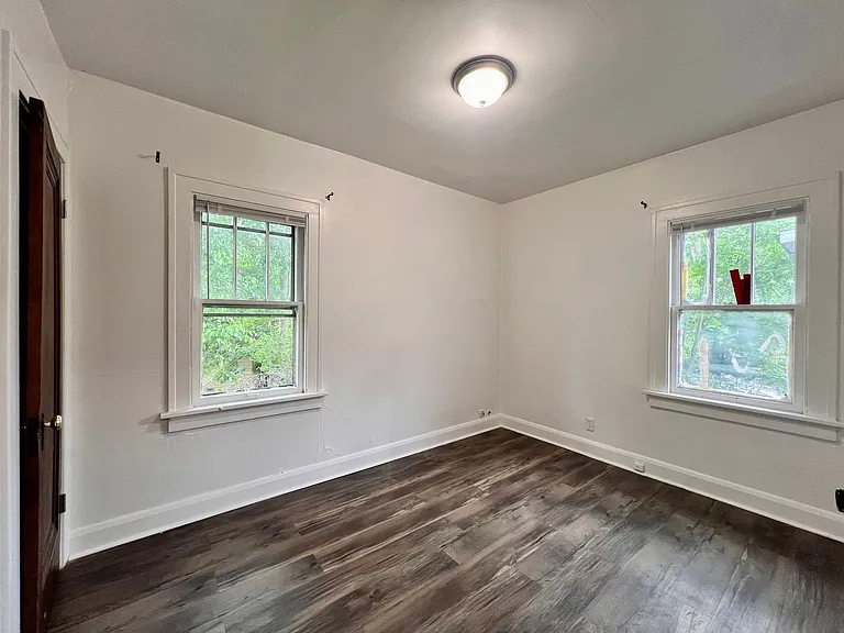 4158 Mayfield Dr — Photo 8