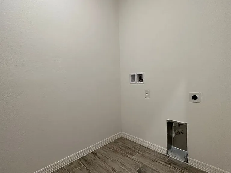 2525 Carriage Pointe Loop — Photo 16