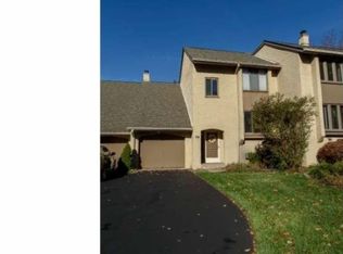 40 Golf Club Dr, Langhorne, PA