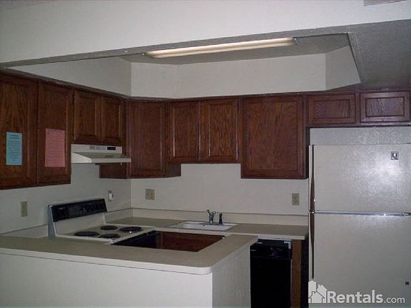 3rd image of 2121 S Pennington St #34