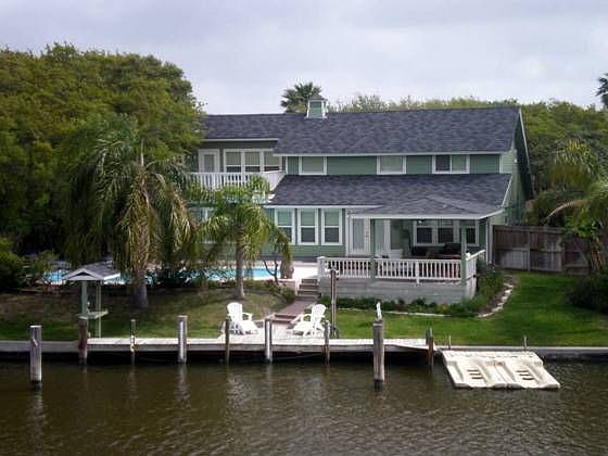 1st image of 2009 Crescent Dr