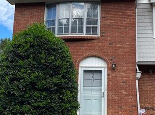 201 Southway Garden Rd, Arden, NC 28704