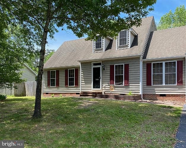 1st image of 8604 Leslie Ct