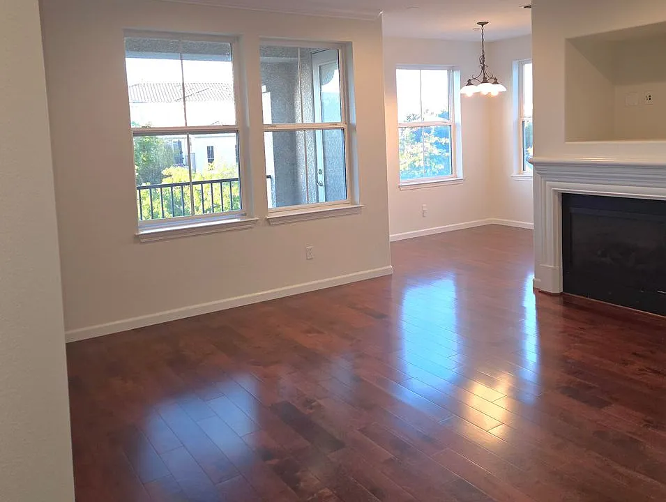 3420 Finnian Way #314