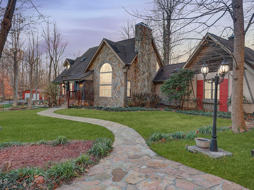 1st image of 149 Olgia Ln