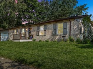 2426 Old Tavern Rd, Lisle, IL 60532