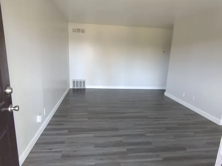 Arcadia Apartments — Photo 11