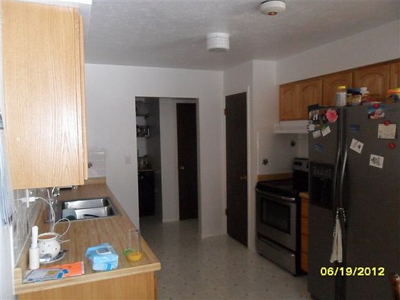 2nd image of 447 Illinois St